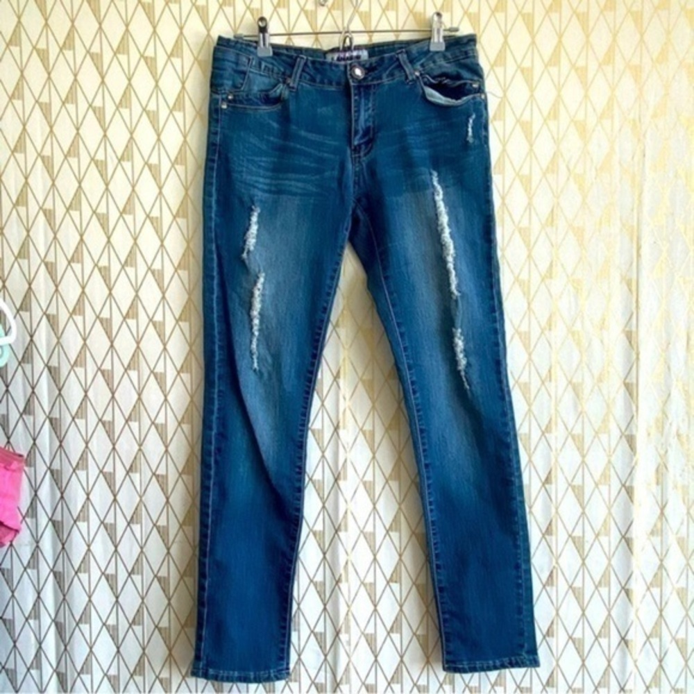 Lamasini distressed jeans​